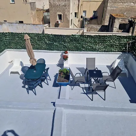 Casette Di Alex Con Terrazza Трапани
