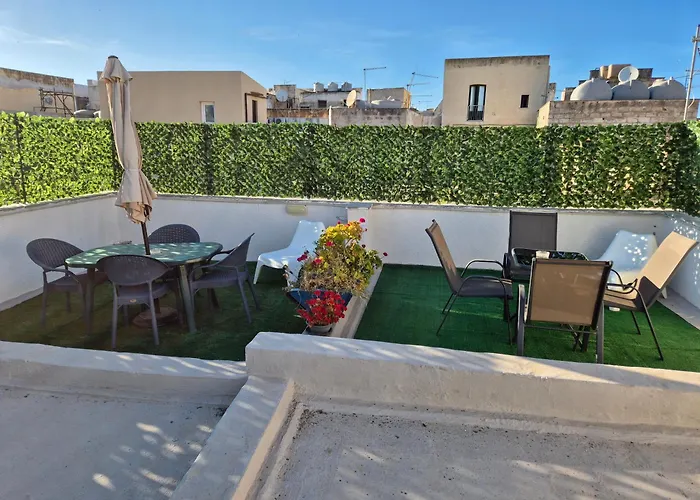 Casette Di Alex Con Terrazza Apartment