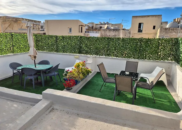 Casette Di Alex Con Terrazza 特拉帕尼