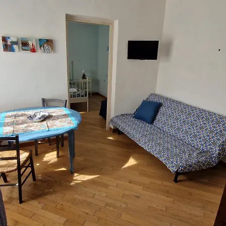 Casette Di Alex Con Terrazza Appartement