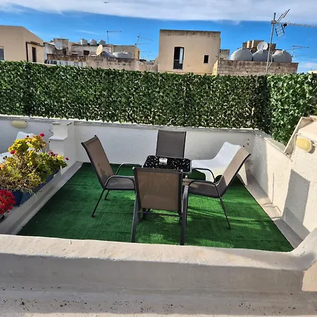 Casette Di Alex Con Terrazza * Trapani